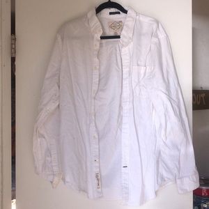 WHITE BUTTON DOWN BLOUSE